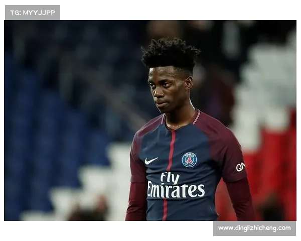 多伦多FC门将波诺因参加米兰时装周走秀遭俱乐部批评违规离队